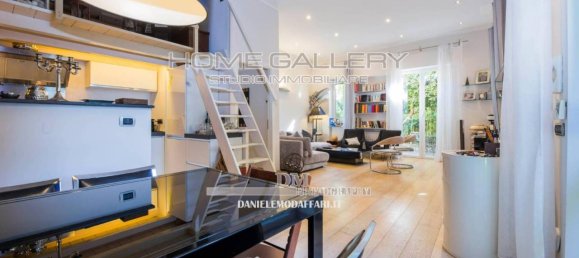 6 rooms Apartment in Genoa, Italy No. 37352 12