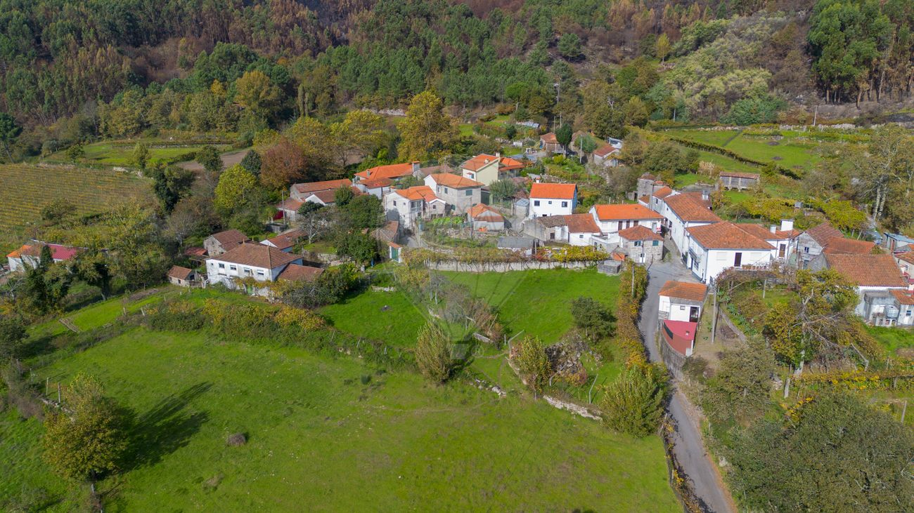 Casa de 4 dormitorios en Baiao, Portugal No. 188053