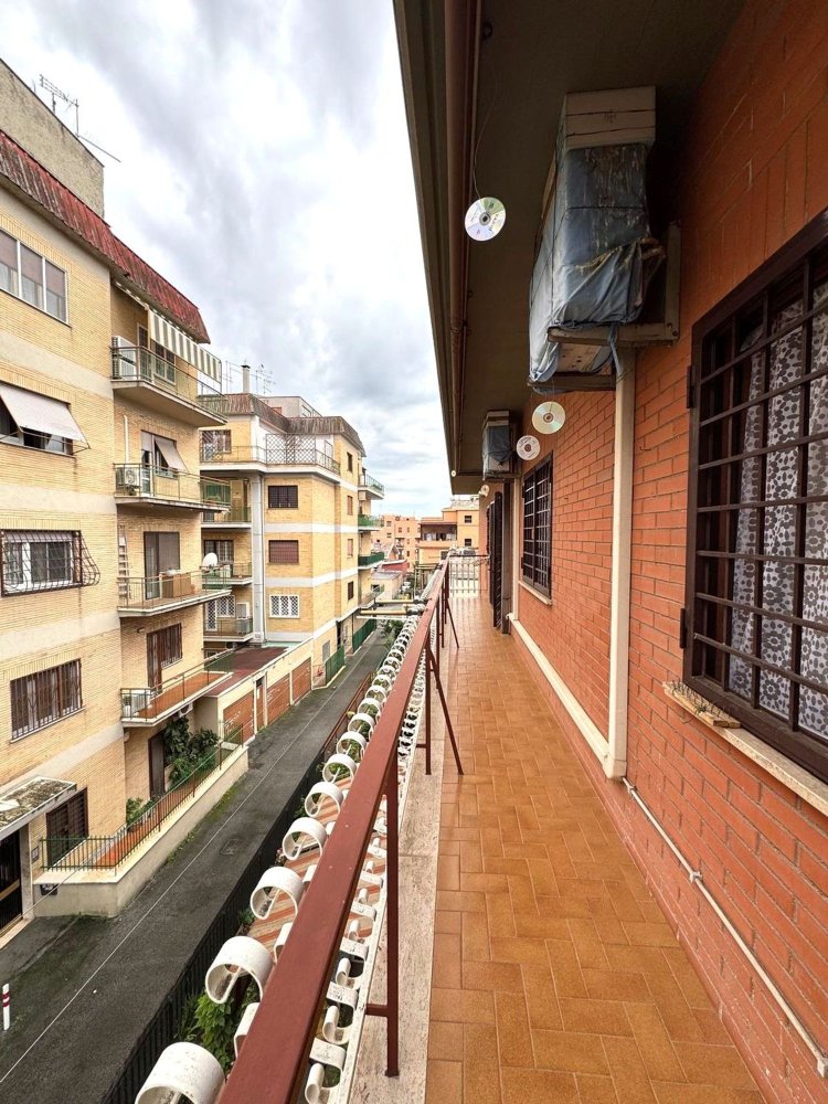 3-Zimmer Wohnung in Rome, Italy, Nr. 26641