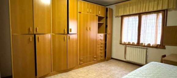 3-Zimmer Wohnung in Rome, Italy, Nr. 26641 8