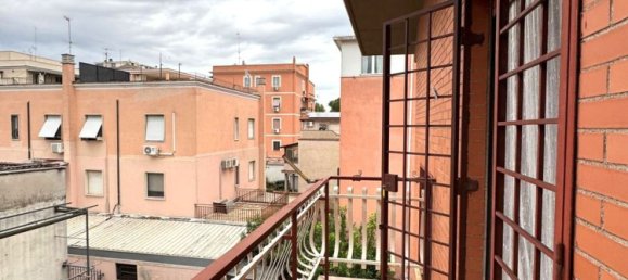 3-Zimmer Wohnung in Rome, Italy, Nr. 26641 2