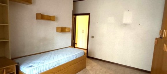 3-Zimmer Wohnung in Rome, Italy, Nr. 26641 9