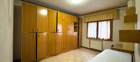 3-Zimmer Wohnung in Rome, Italy, Nr. 26641 12