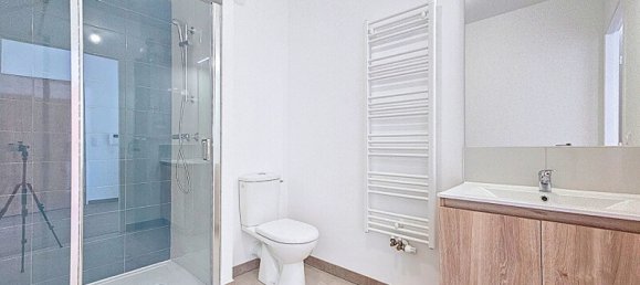 1 bedroom Apartment in Angers, France No. 281713 7