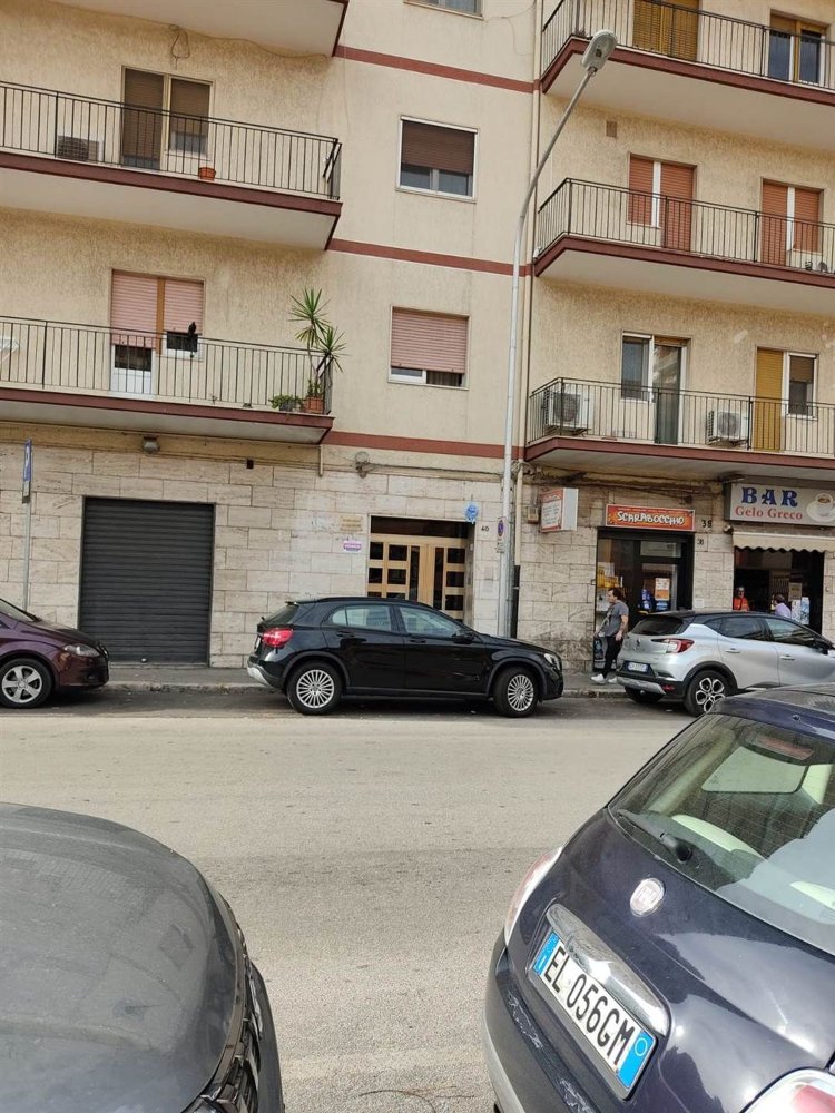 4 bedrooms Apartment in Taranto, Italy No. 314796