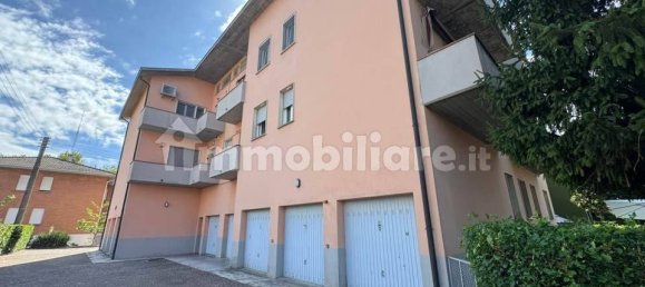 2 bedrooms Apartment in Parma, Italy No. 310753 7