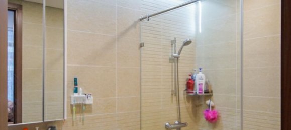 2 bedrooms Apartment in Binh Thanh, Vietnam No. 17588 4