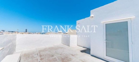 3 bedrooms Townhouse in Sliema, Malta No. 8996 2