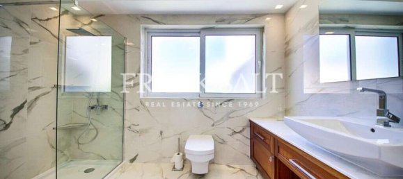 3 bedrooms Townhouse in Sliema, Malta No. 8996 29