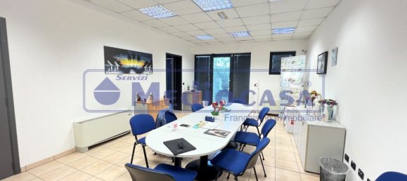 2441m² Warehouse in Boara Pisani, Italy No. 65400 38