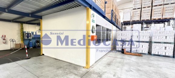 2441m² Warehouse in Boara Pisani, Italy No. 65400 24