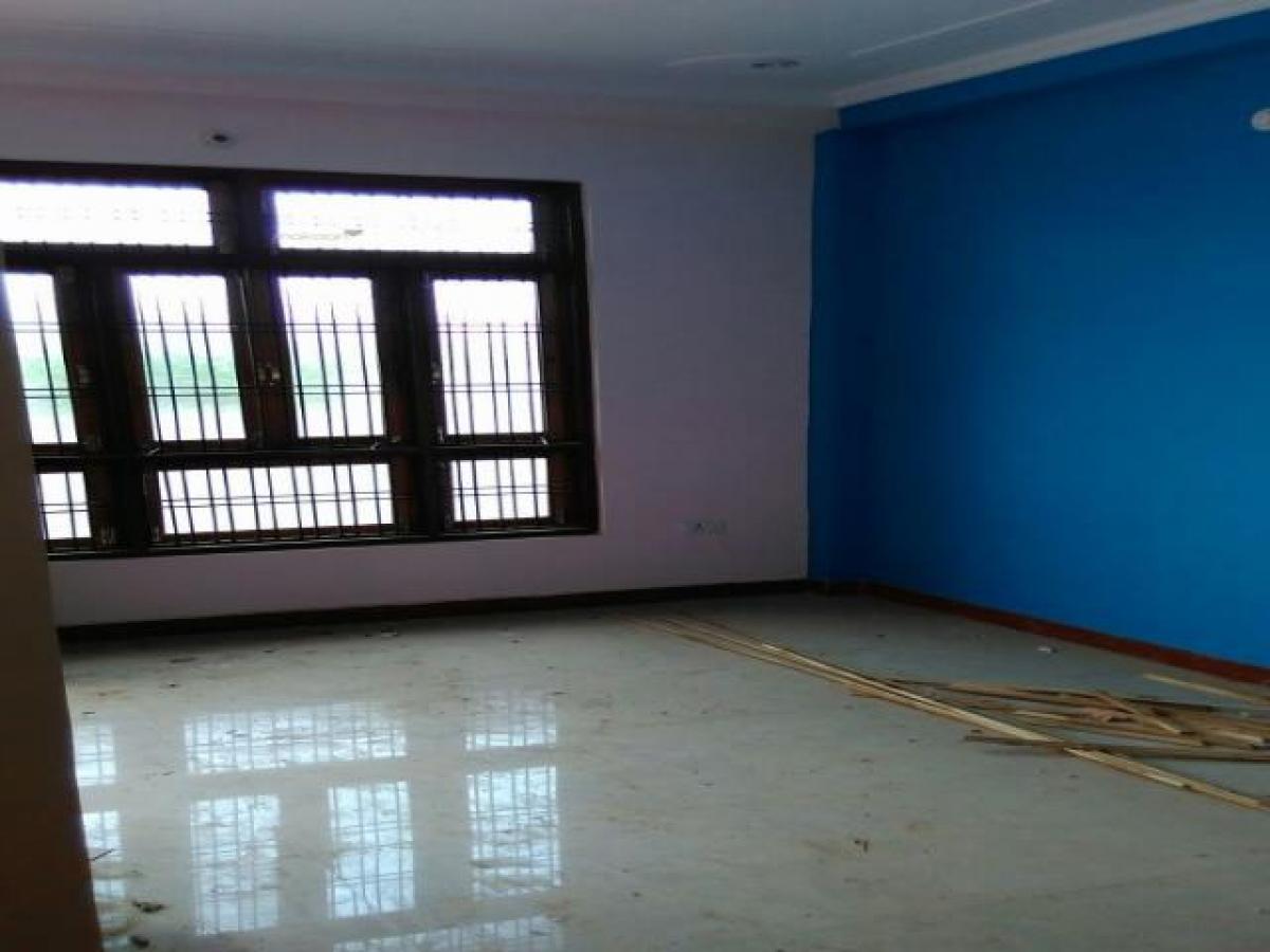 2 bedrooms House in Lucknow, India No. 13383