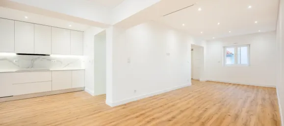 3 bedrooms House in Lisbon, Portugal No. 54467 3