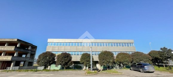 13 rooms Office in Castenedolo, Italy No. 143371 6