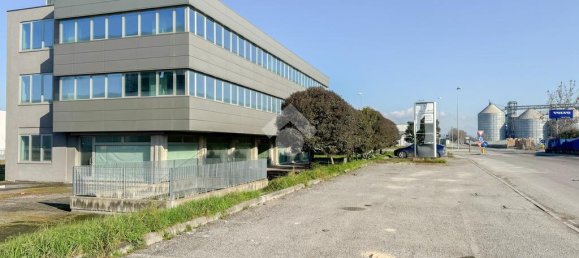 13 rooms Office in Castenedolo, Italy No. 143371 27