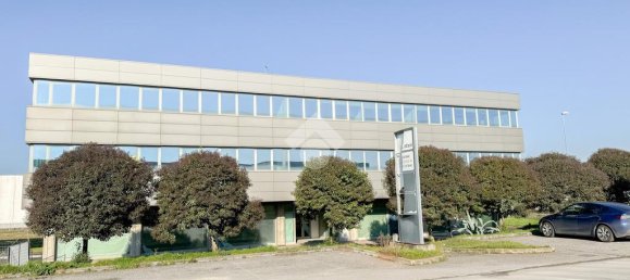 13 rooms Office in Castenedolo, Italy No. 143371 34