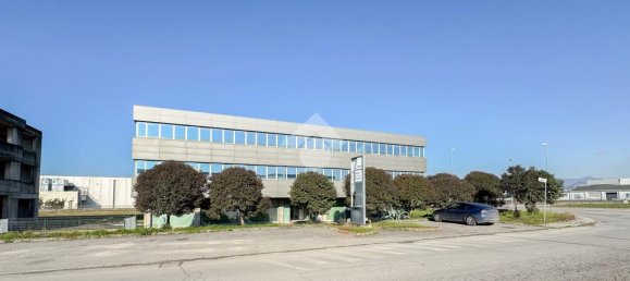 13 rooms Office in Castenedolo, Italy No. 143371 31