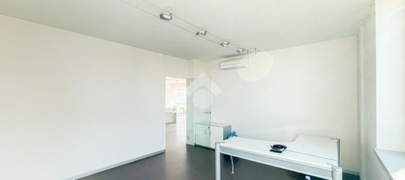 13 rooms Office in Castenedolo, Italy No. 143371 13