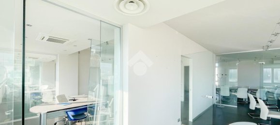 13 rooms Office in Castenedolo, Italy No. 143371 35