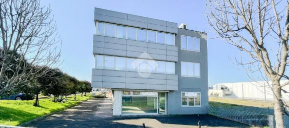 13 rooms Office in Castenedolo, Italy No. 143371 14