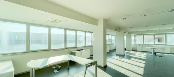 13 rooms Office in Castenedolo, Italy No. 143371 40