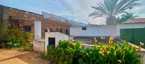 2 Schlafzimmer Haus in Loule, Portugal, Nr. 226263 3