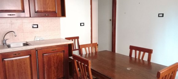 6 rooms Apartment in Genoa, Italy No. 27902 7