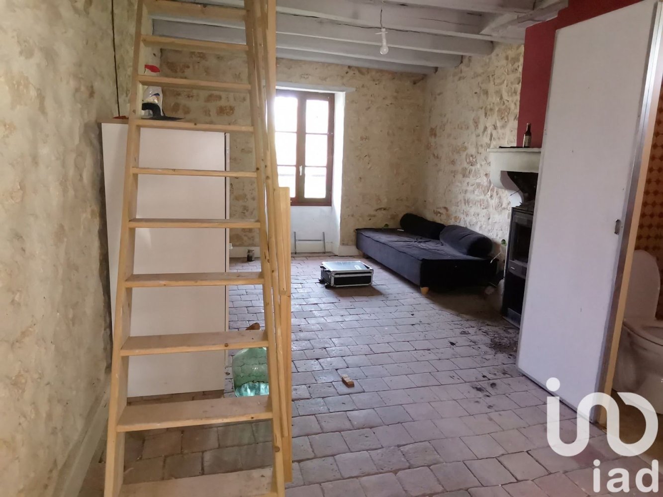 2 rooms House in Le Pont-Chretien-Chabenet, France No. 216010