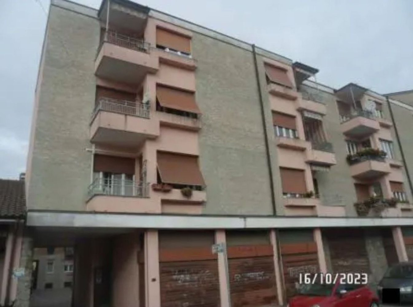 3 rooms Apartment in Carnate, Italy No. 99515