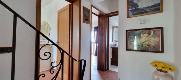 Villa de 8 divisões em Massarosa, Italy N.º 30517 12