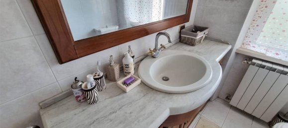 Villa de 8 divisões em Massarosa, Italy N.º 30517 20