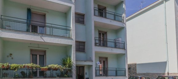 102m² Warehouse in Lecco, Italy No. 275778 2