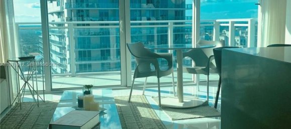 2 dormitorios propiedad comercial en alquiler en Miami, Miami-Dade, Florida, USA № 614538 9