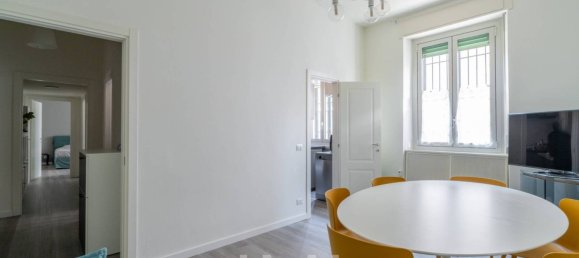 2 bedrooms Apartment in Milan, Italy No. 341958 2
