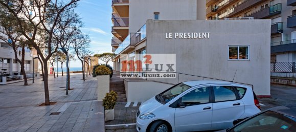 40m² Commercial property in Platja D'aro, Spain No. 13349 2