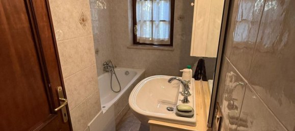 6 rooms House in Trevignano Romano, Italy No. 280000 18