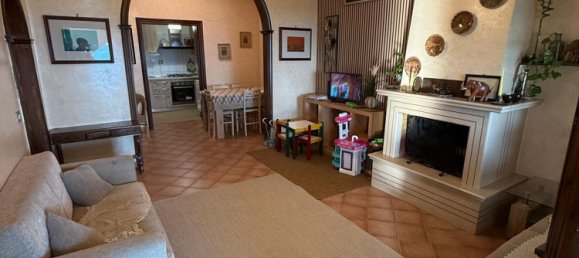 6 rooms House in Trevignano Romano, Italy No. 280000 10