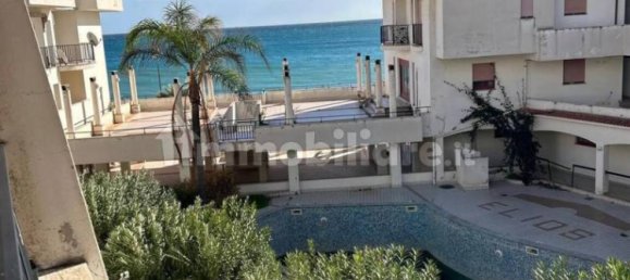 3 bedrooms Apartment in Brancaleone, Italy No. 343714 2