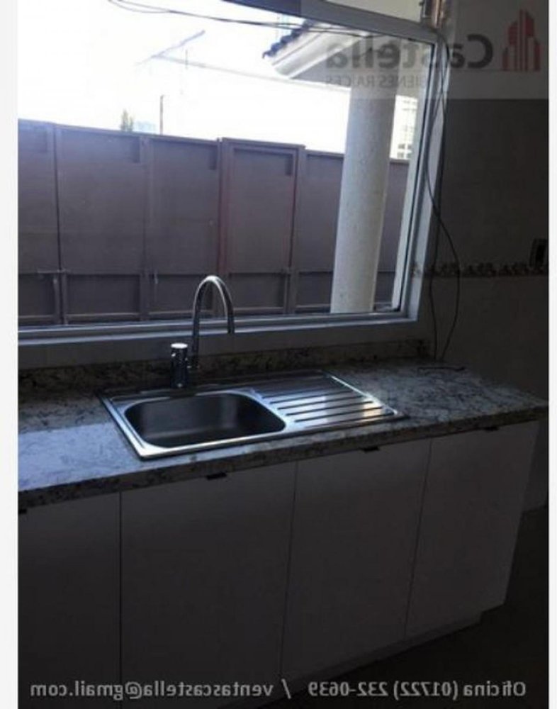 Casa de 3 dormitorios en San Mateo Atenco, Mexico No. 217666