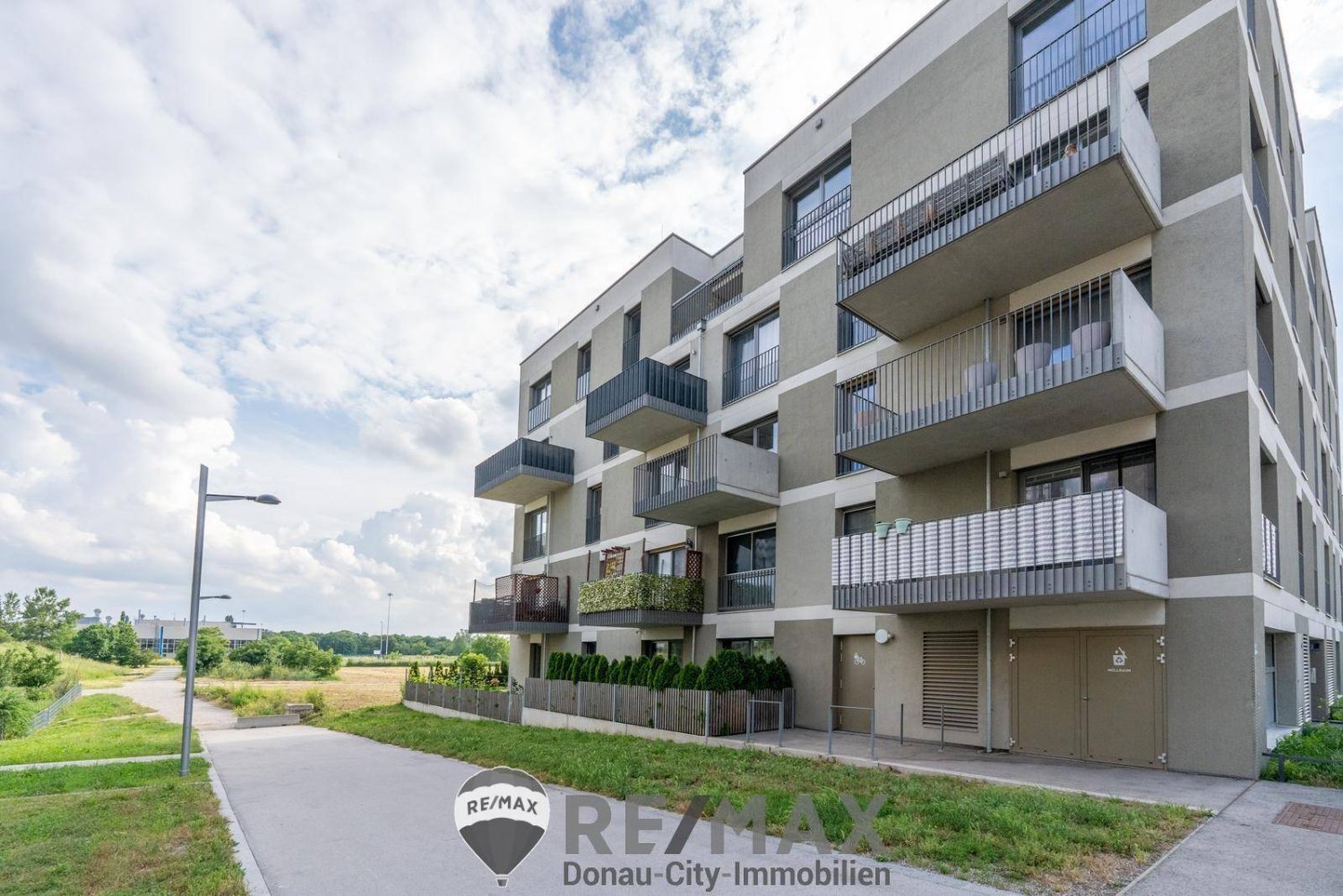 4 rooms Apartment in Modling, Austria No. 195067