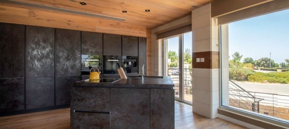 4 bedrooms Villa in Aphrodite Hills, Cyprus No. 17171 3