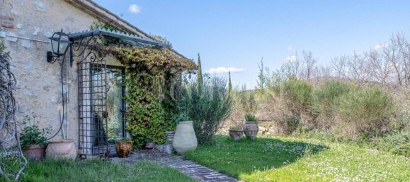 3 bedrooms Villa in Perugia, Italy No. 267196 27