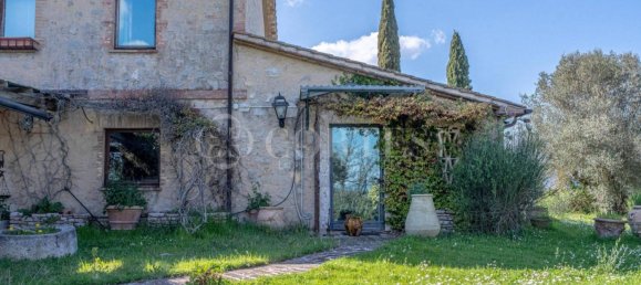 3 bedrooms Villa in Perugia, Italy No. 267196 25