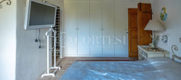 3 bedrooms Villa in Perugia, Italy No. 267196 31