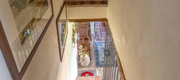 3 bedrooms Villa in Perugia, Italy No. 267196 11