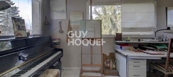 4 bedrooms House in Bourgoin-Jallieu, France No. 206197 16