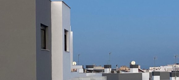 3 bedrooms Townhouse in Torre del Mar, Spain No. 191453 2