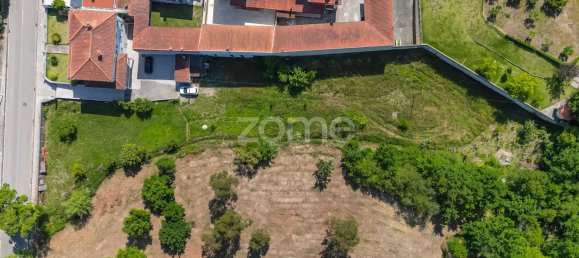 1370m² Land in Miranda do Corvo, Portugal No. 81065 2