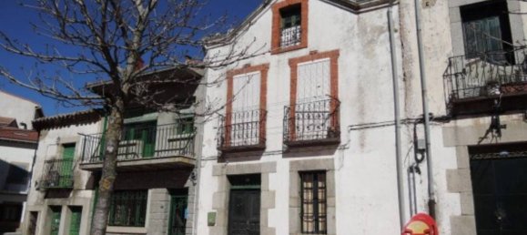 5 bedrooms House in Las Navas del Marques, Spain No. 130918 3