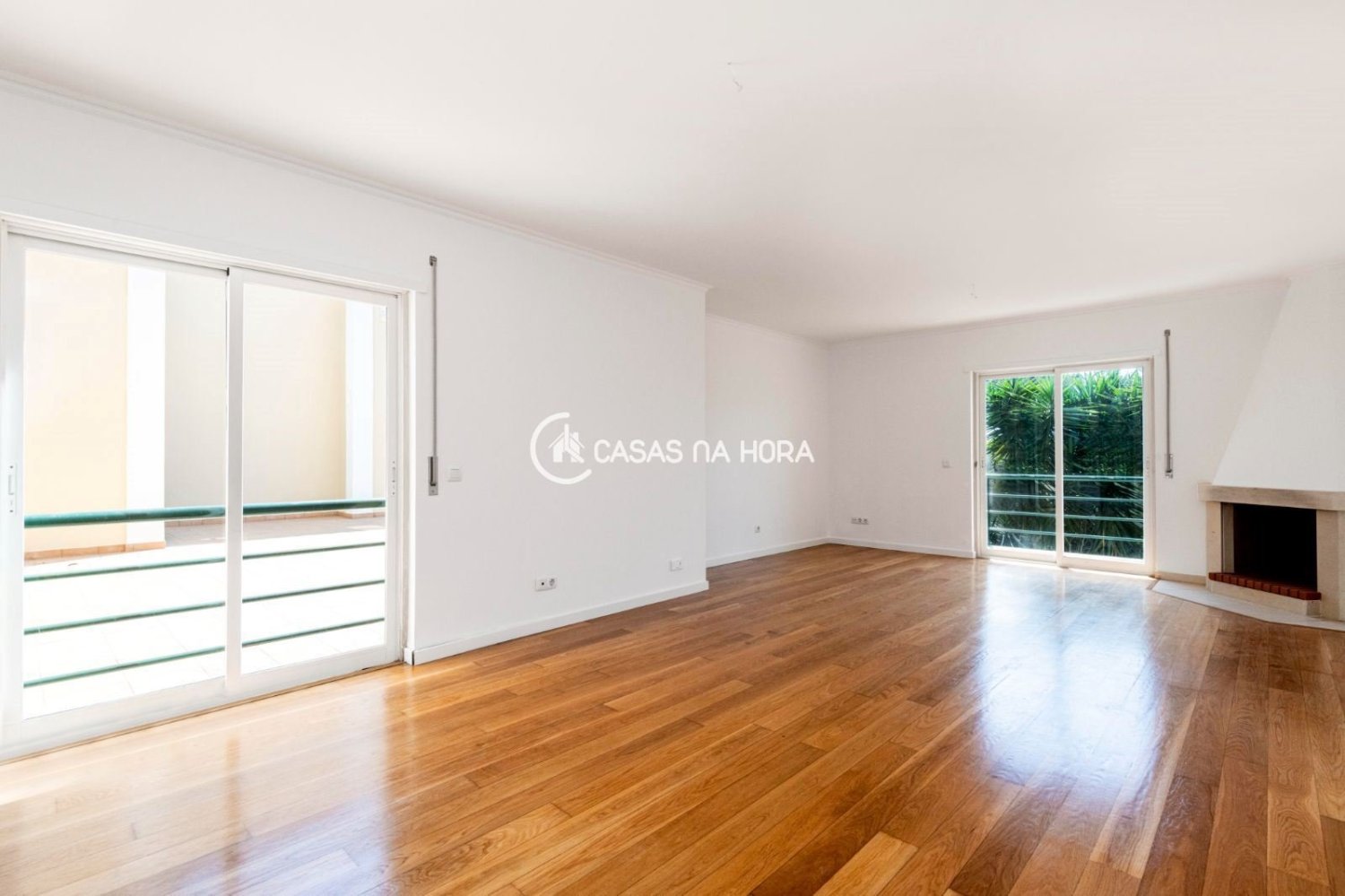 3 bedrooms House in Cascais, Portugal No. 179187